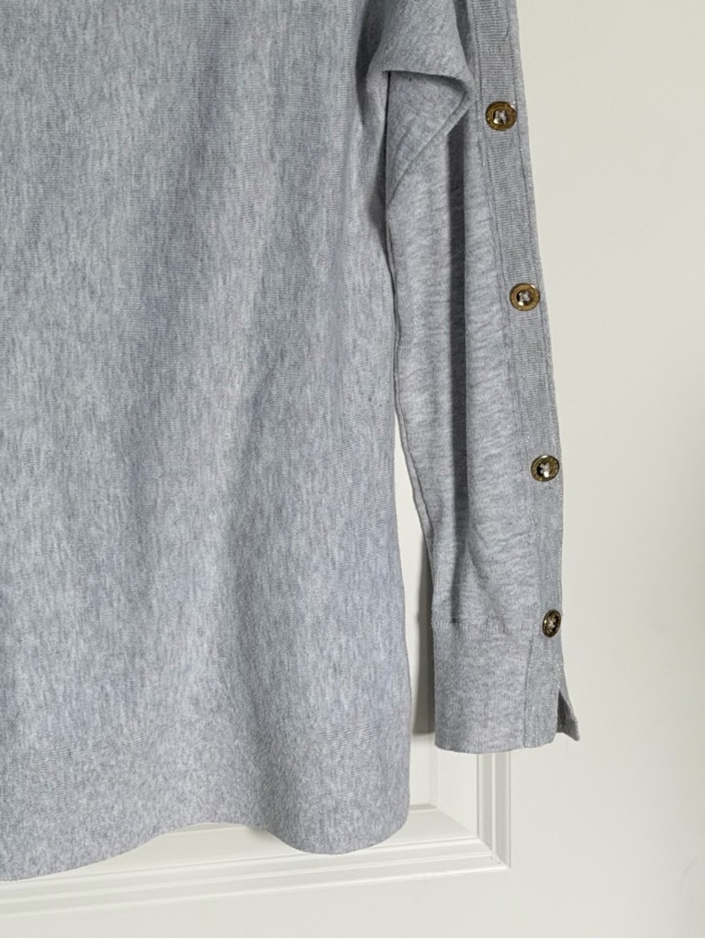 Lilly Pulitzer Women's Gray Buttoned Long Sleeve Top Size XS 39744 - Picture 6 of 15